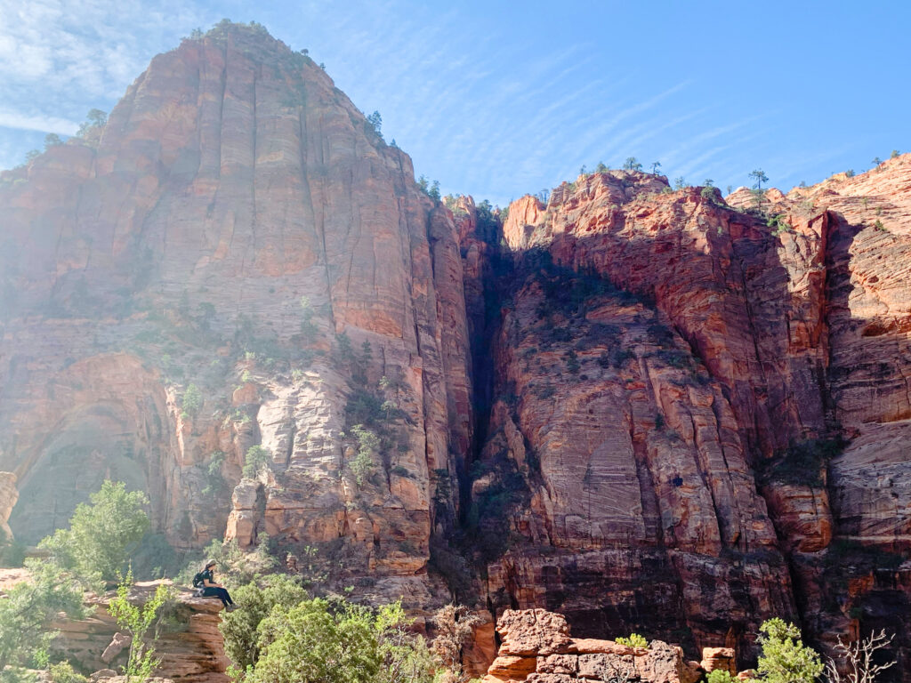 3 Days in Zion, the narrows, canyon overlook, angels landing hike, Observation point trail